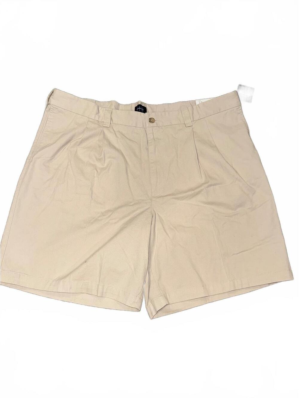 Men’s Harbor Bay hidden waist relaxer tan shorts, Size 44” waist new with tags